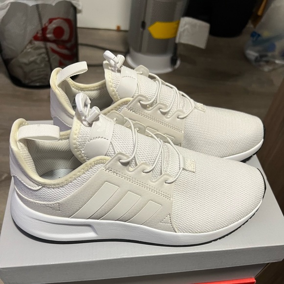 Adidas X-PLR Kids shoe in white size 5.5 (women’s 7) - Picture 1 of 4